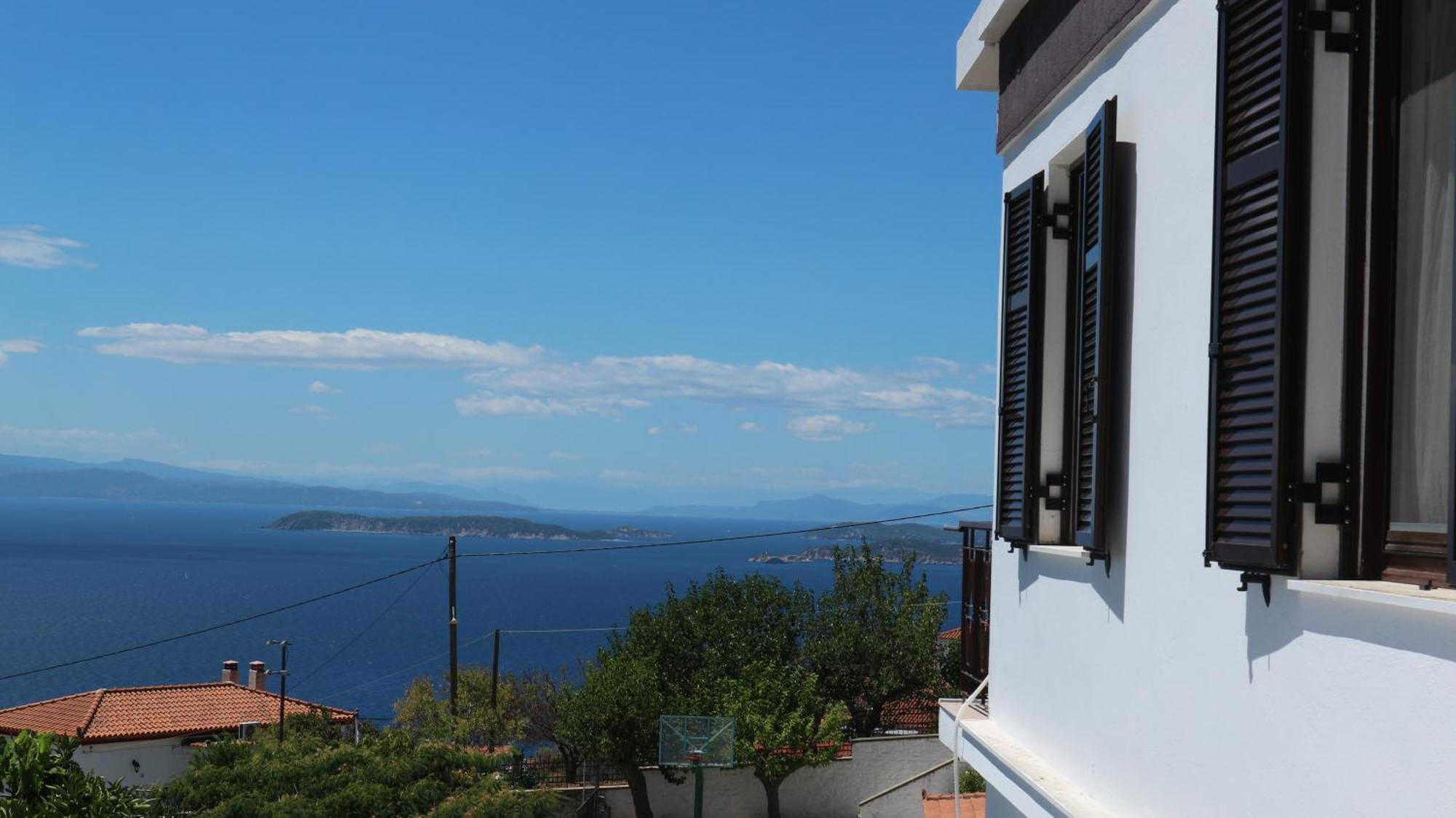 Demie And George Ηouse Villa Loutraki  Buitenkant foto