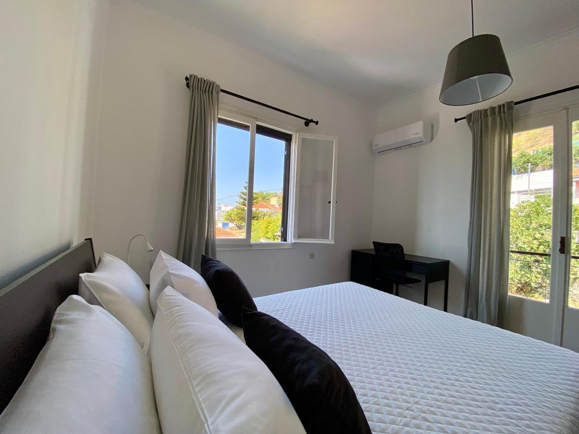 Demie And George Ηouse Villa Loutraki  Buitenkant foto