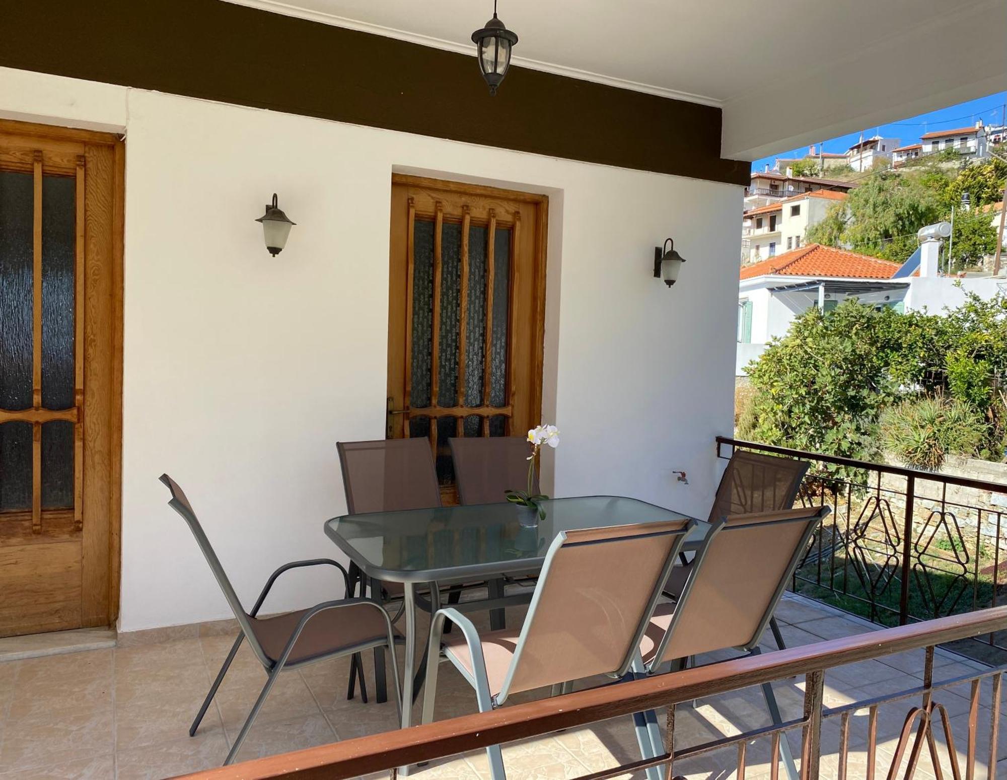 Demie And George Ηouse Villa Loutraki  Buitenkant foto